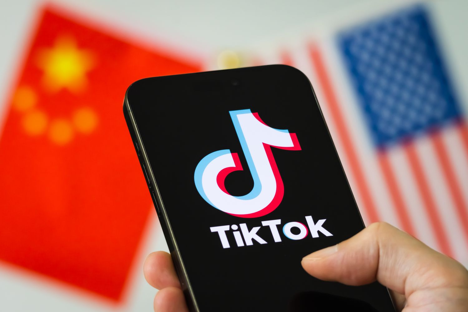 Trump dit Murdochs, Dell fait probablement partie du groupe achetant du tiktok aux États-Unis