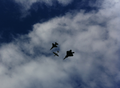 jets bleus Rejoindre des startups vous rendra probablement plus pauvre