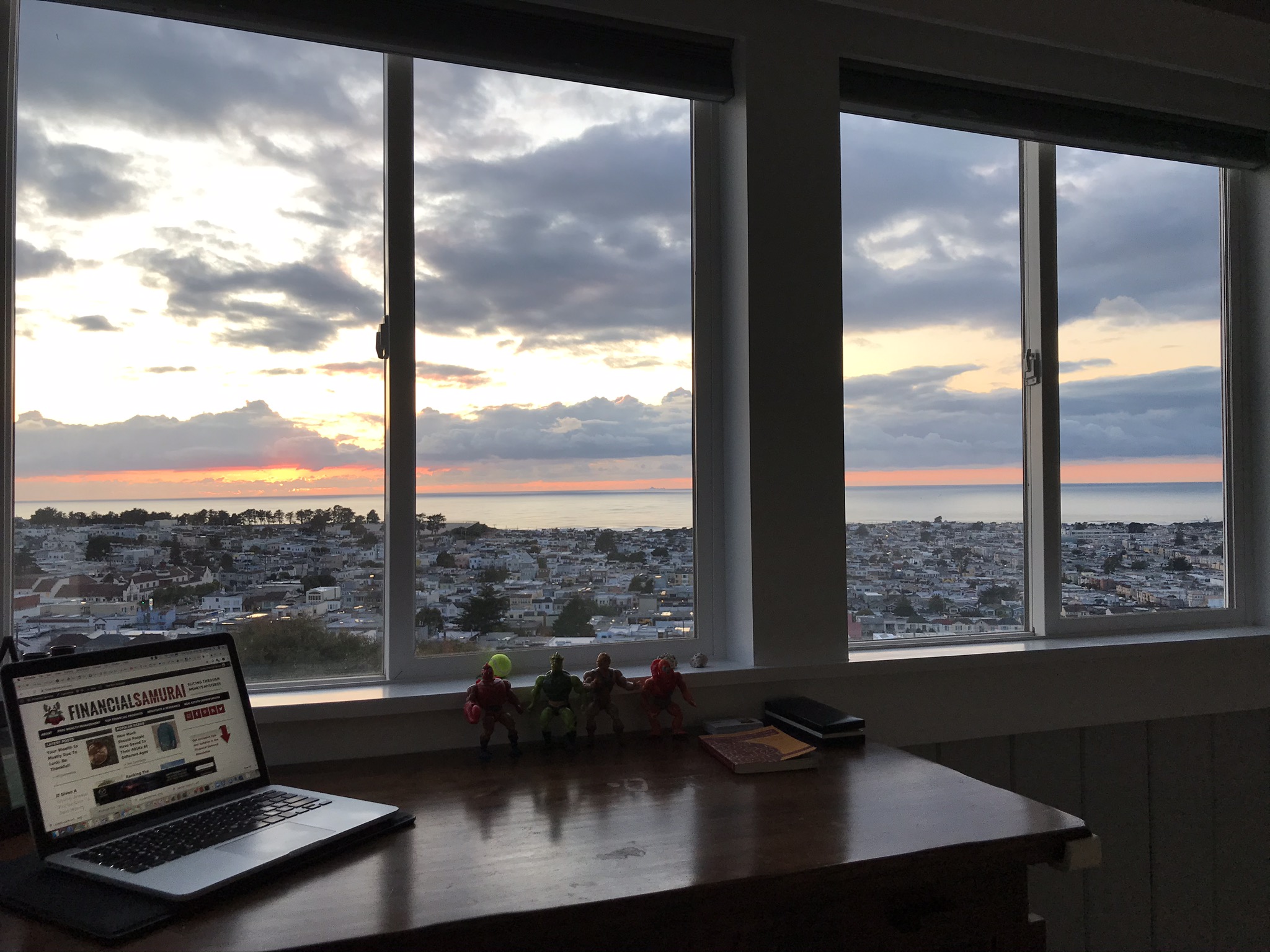 Vue du bureau du samouraï financier