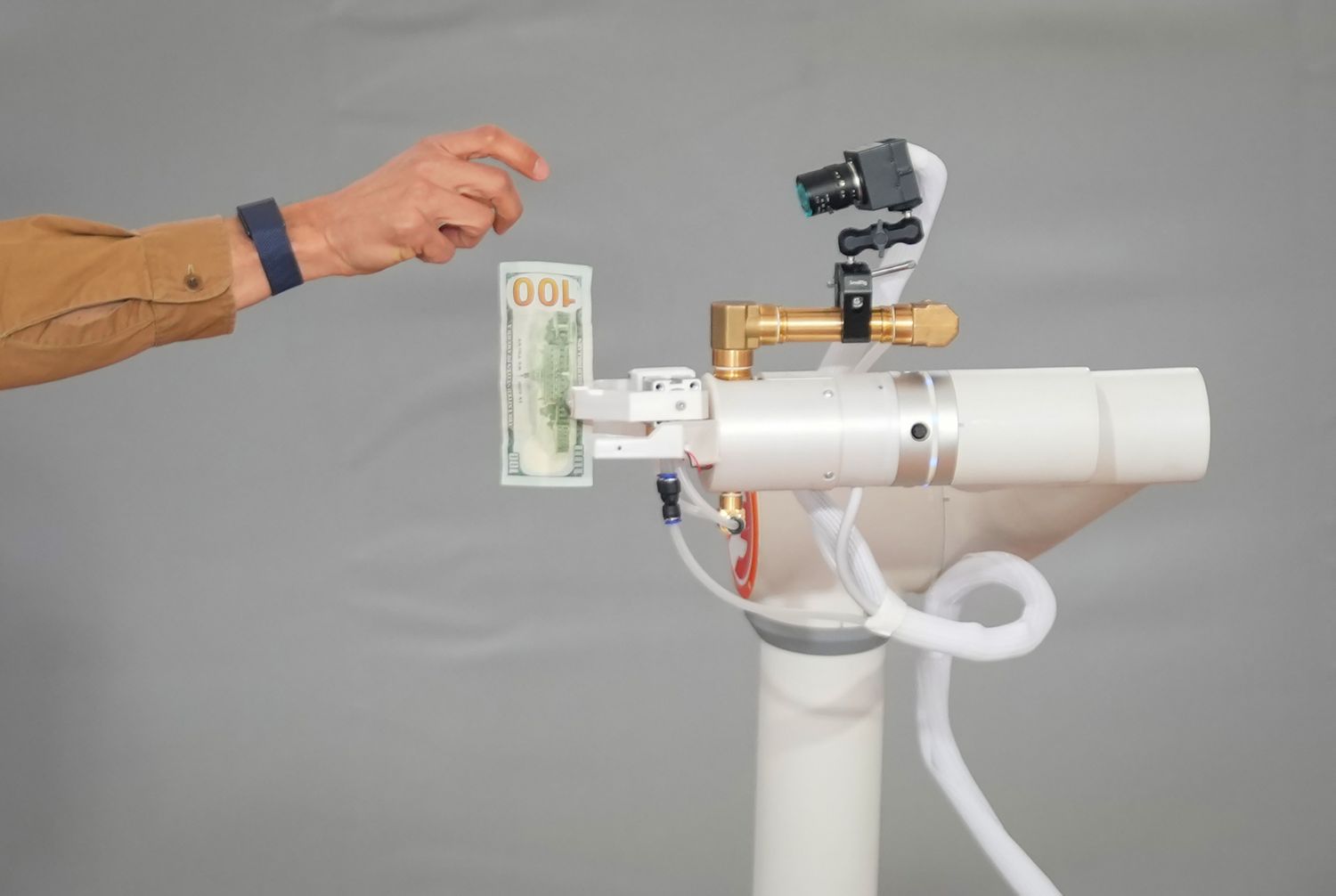 L'IA n'a peut-être pas accepté votre emploi, mais elle a peut-être obtenu votre augmentation